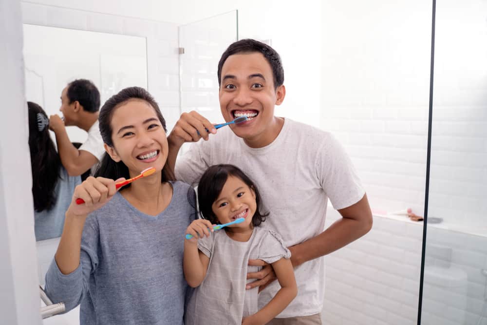 Trắng răng dạ thảo liên dùng cho cả gia đình